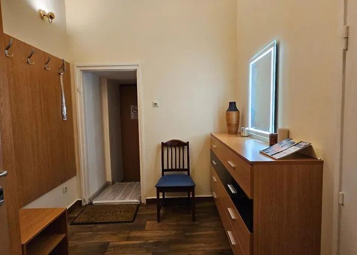 Walkway Deluxe Budapesta